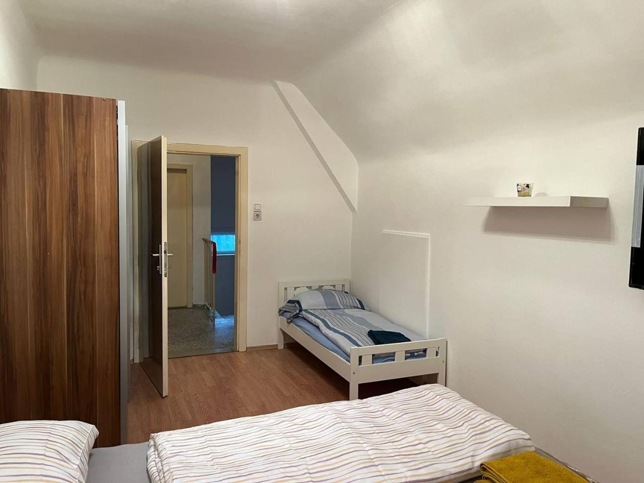 Cozy Rooms In An Elegant House Вена Экстерьер фото