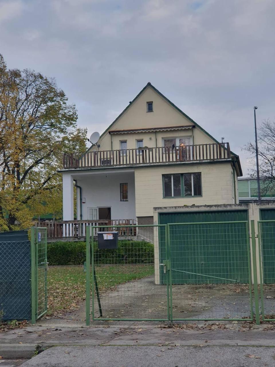 Cozy Rooms In An Elegant House Вена Экстерьер фото